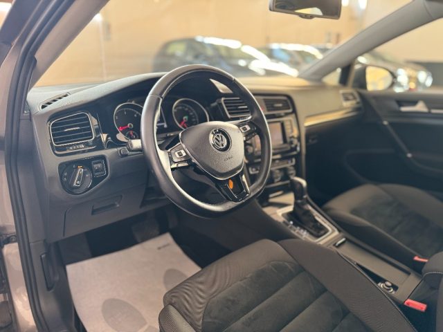 VOLKSWAGEN Golf usata, con Sedile posteriore sdoppiato