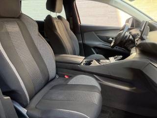PEUGEOT 5008 usata, con Sistema di navigazione