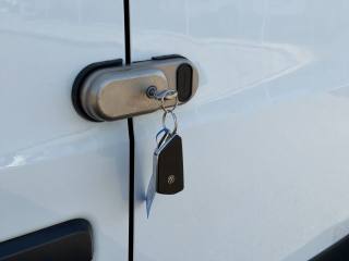 VOLKSWAGEN Crafter usata, con Riconoscimento dei segnali stradali