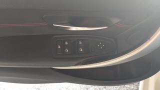 BMW 320 usata, con Bluetooth