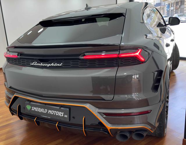 LAMBORGHINI Urus usata, con Fendinebbia