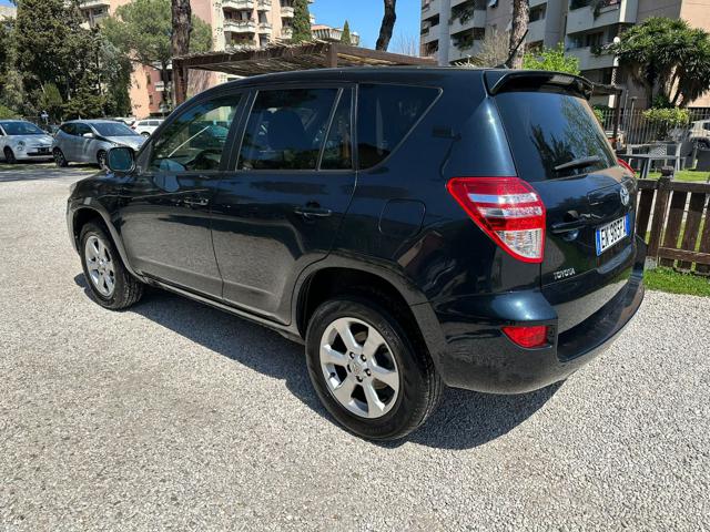TOYOTA RAV 4 MY23 usata, con Airbag Passeggero