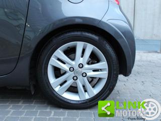 TOYOTA iQ usata, con Sedile posteriore sdoppiato