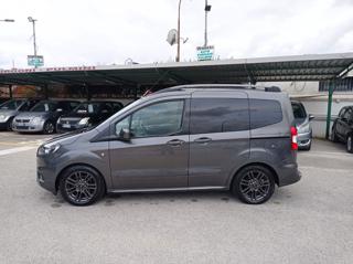 FORD Tourneo Courier usata, con Airbag