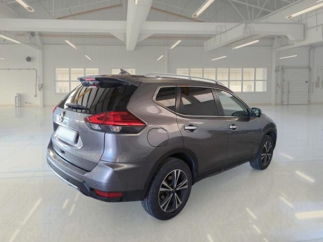 NISSAN X-Trail usata, con Airbag