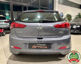 HYUNDAI i20 usata, con Alzacristalli elettrici
