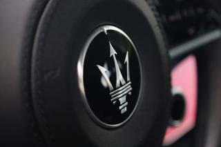 MASERATI Grecale usata, con Luci diurne LED