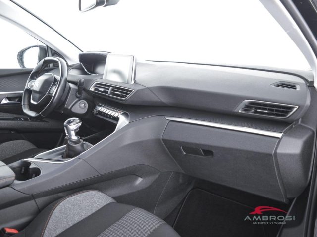 PEUGEOT 5008 usata 13