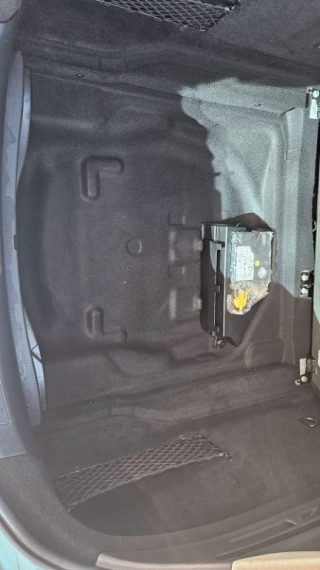 MERCEDES-BENZ CLA 180 usata, con Fendinebbia