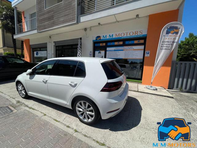 VOLKSWAGEN Golf usata, con Autoradio