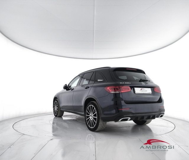 MERCEDES-BENZ GLC 220 usata 3