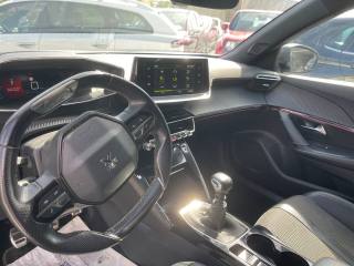 PEUGEOT 2008 usata 9