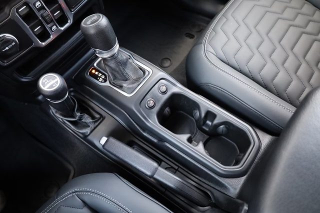 JEEP Wrangler usata, con Fendinebbia