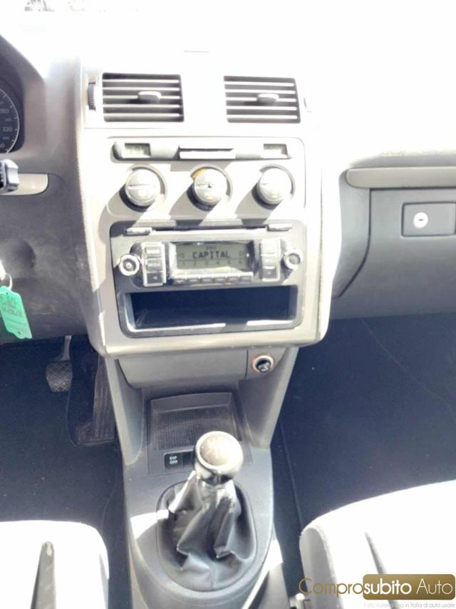 VOLKSWAGEN Touran usata, con ESP