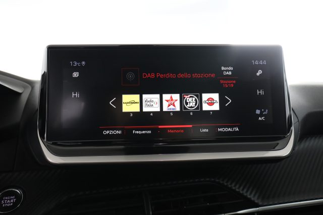 PEUGEOT 2008 usata 10