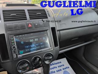 VOLKSWAGEN Polo usata, con USB