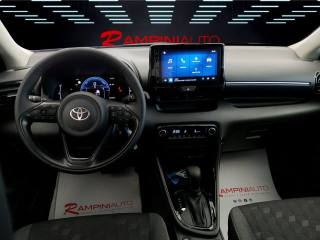 TOYOTA Yaris usata 12