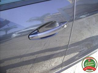 PEUGEOT 208 usata, con MP3
