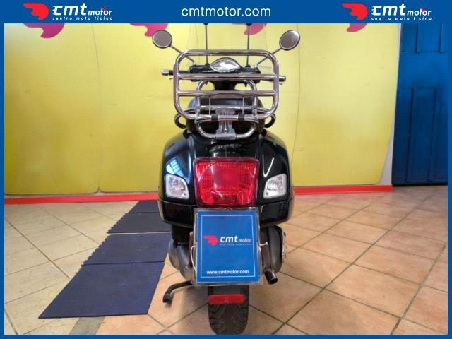 VESPA GTS 300 usata 5