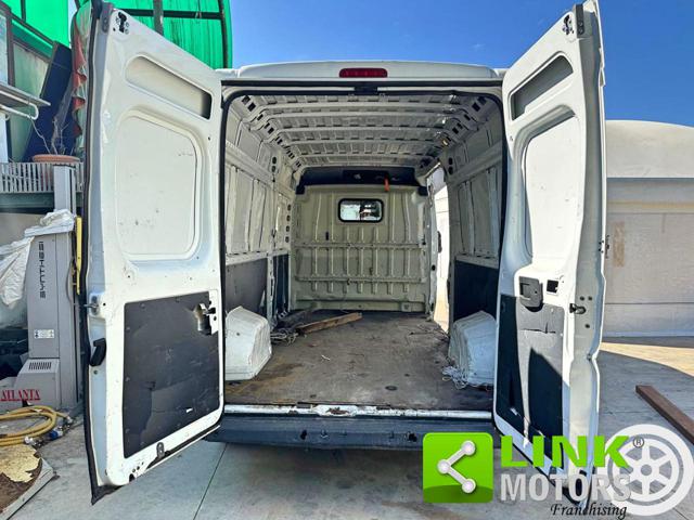 PEUGEOT Boxer usata, con Alzacristalli elettrici