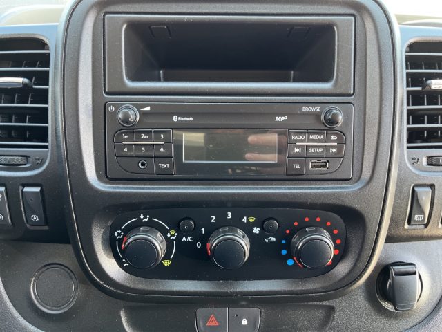 OPEL Vivaro usata, con Specchietti laterali elettrici