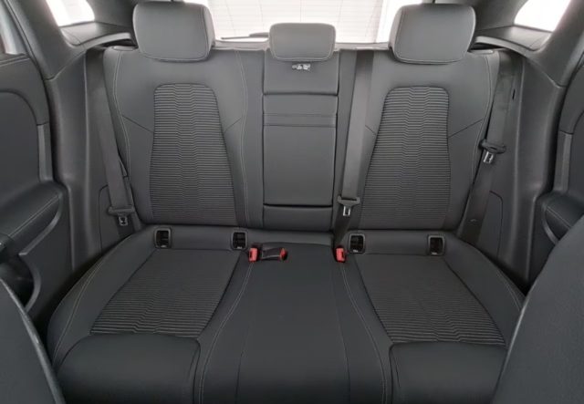 MERCEDES-BENZ EQA usata, con Sistema di navigazione