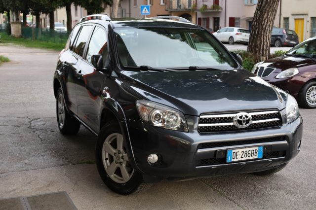 TOYOTA RAV 4 usata, con Cronologia tagliandi