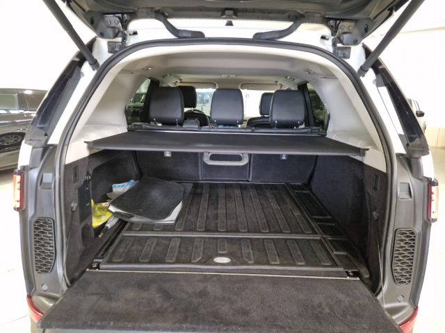LAND ROVER Discovery usata, con Fari LED