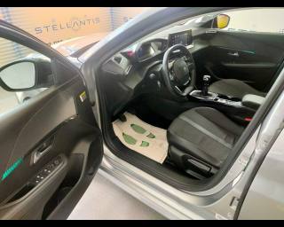 PEUGEOT 208 usata, con Alzacristalli elettrici