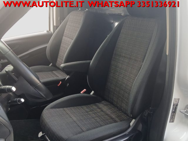 MERCEDES-BENZ Vito usata, con Touch screen
