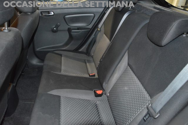 NISSAN Micra usata, con Specchietti laterali elettrici