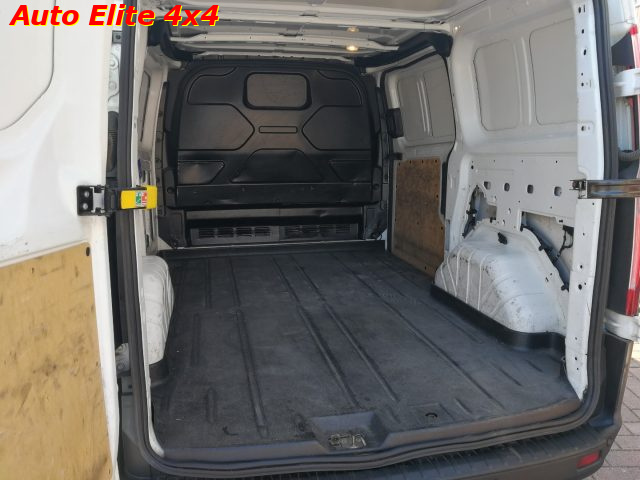 FORD Transit Custom usata, con Autoradio digitale