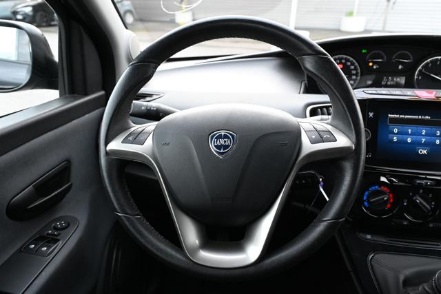 LANCIA Ypsilon usata, con Sedile posteriore sdoppiato