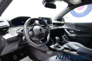 PEUGEOT 2008 usata, con Autoradio