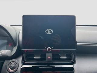 TOYOTA Yaris Cross usata 13