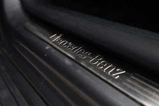 MERCEDES-BENZ CLA 200 usata, con Leve al volante