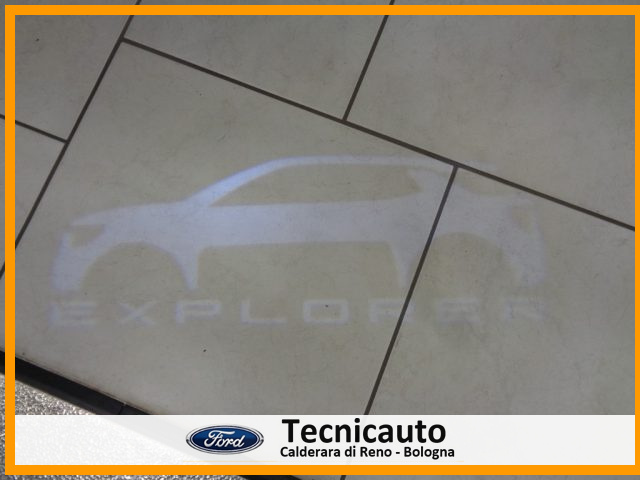 FORD Explorer usata, con Fari LED
