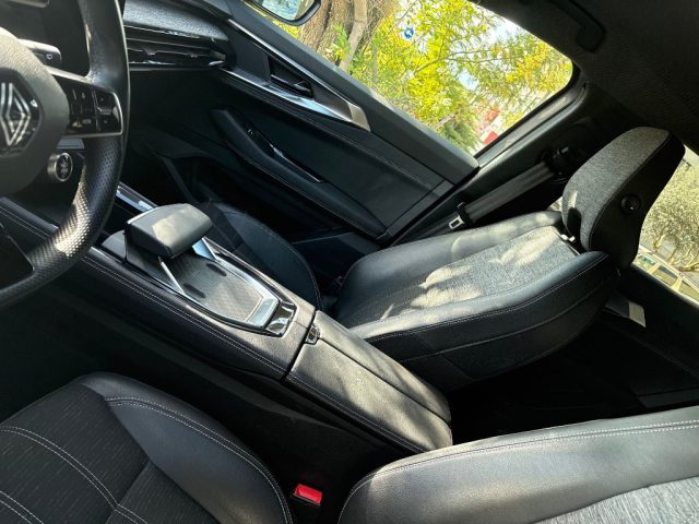 RENAULT Austral usata, con Airbag laterali