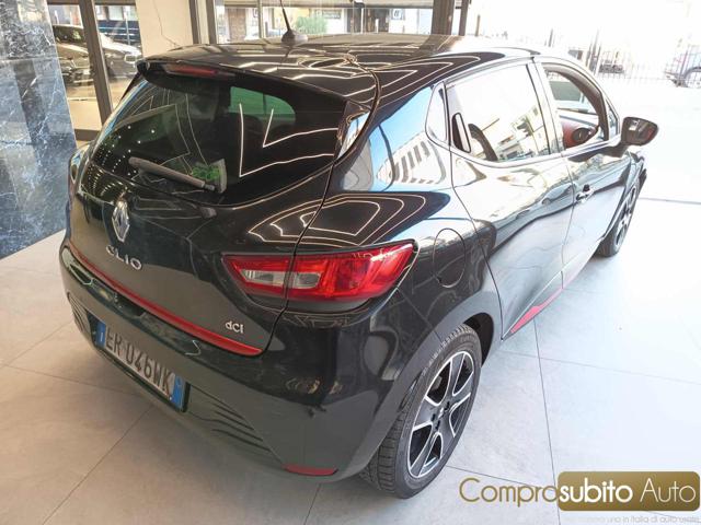 RENAULT Clio usata, con Climatizzatore