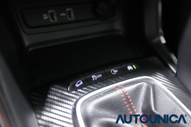 MG ZS usata, con Specchietti laterali elettrici