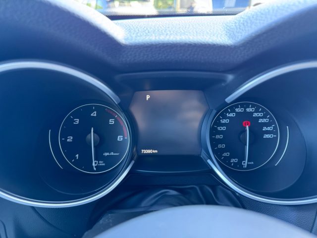 ALFA ROMEO Stelvio usata, con Interni in pelle