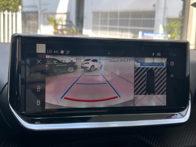 PEUGEOT 2008 usata, con Controllo vocale
