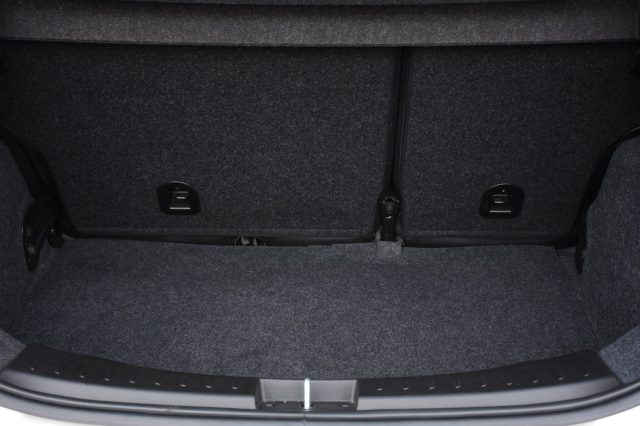 LANCIA Ypsilon usata, con USB