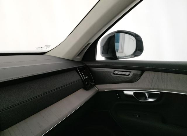 VOLVO XC90 usata, con USB