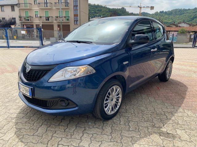 LANCIA Ypsilon usata, con Autoradio digitale