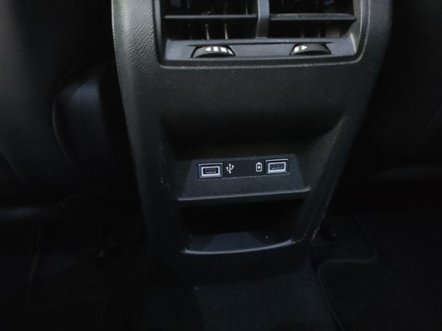 PEUGEOT 308 usata, con USB