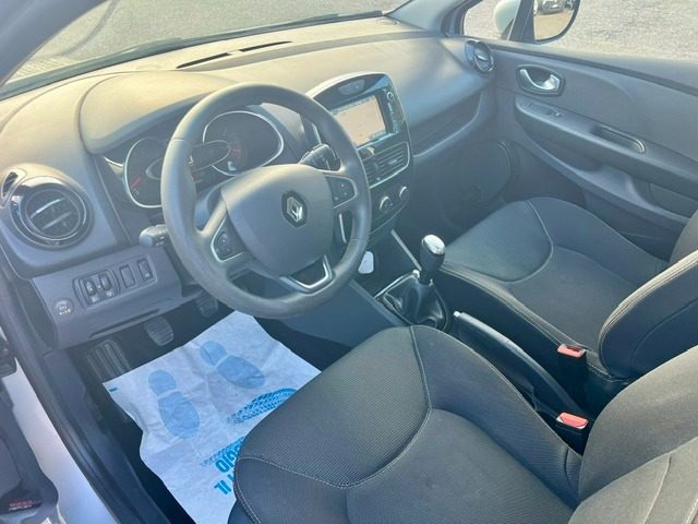 RENAULT Clio usata, con Bluetooth