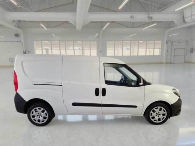 FIAT Doblo usata, con Bracciolo
