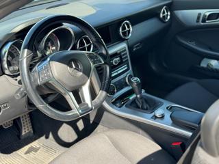 MERCEDES-BENZ SLK 200 usata, con Cruise Control