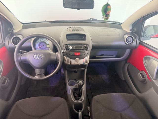 TOYOTA Aygo usata 10